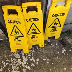 Wet Floor Signs 