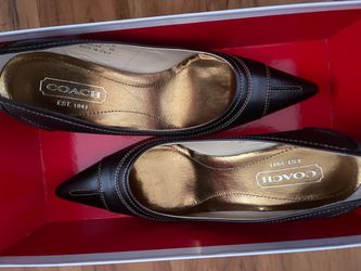 Authentic Brown Coach heels size 6 1/2