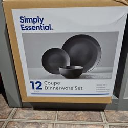 Simply Essential Dinnerware Set
