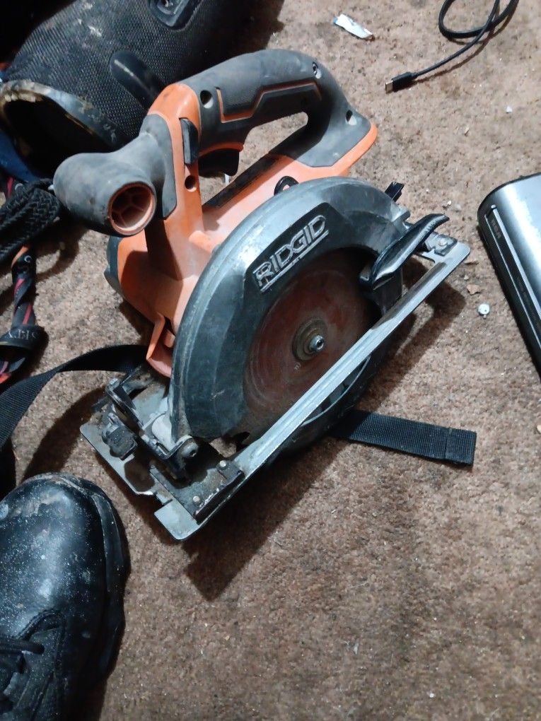 Ridgid Cordless Saw No Battery Works Great