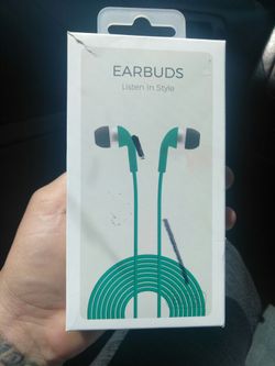 Brand New earbuds for any smartphone, tablet or pc