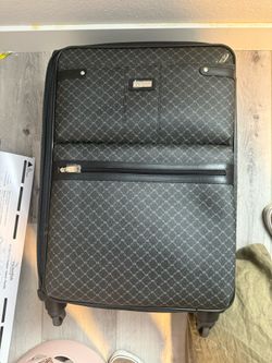 Rioni Moda Italia Spinner Suitcase (360 Wheels)