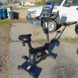$100 SCHWINN 170 UPRIGHT EXERCISE BIKE 
