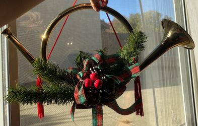 Christmas horn wreath