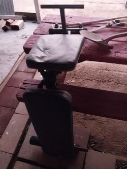 Adjustable Weight Bench with Leg Curl