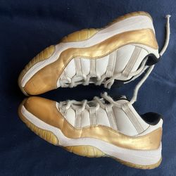 Air Jordan 11 Low Closing Ceremony Size 8.5 Used 