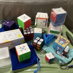 Rubik’s Cubes Speed Cubes Set