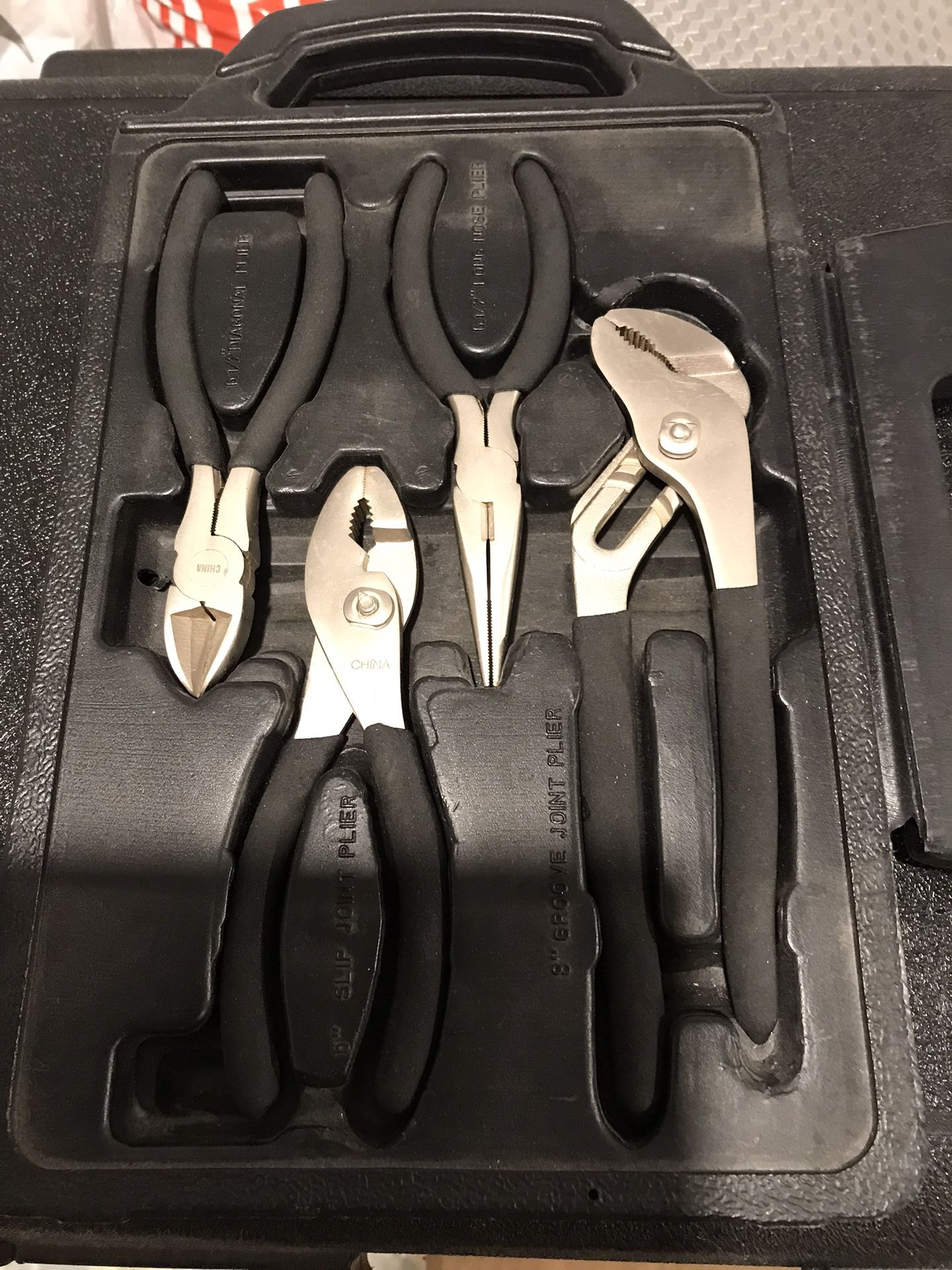 4 Piece Plier Tool Set In A Case