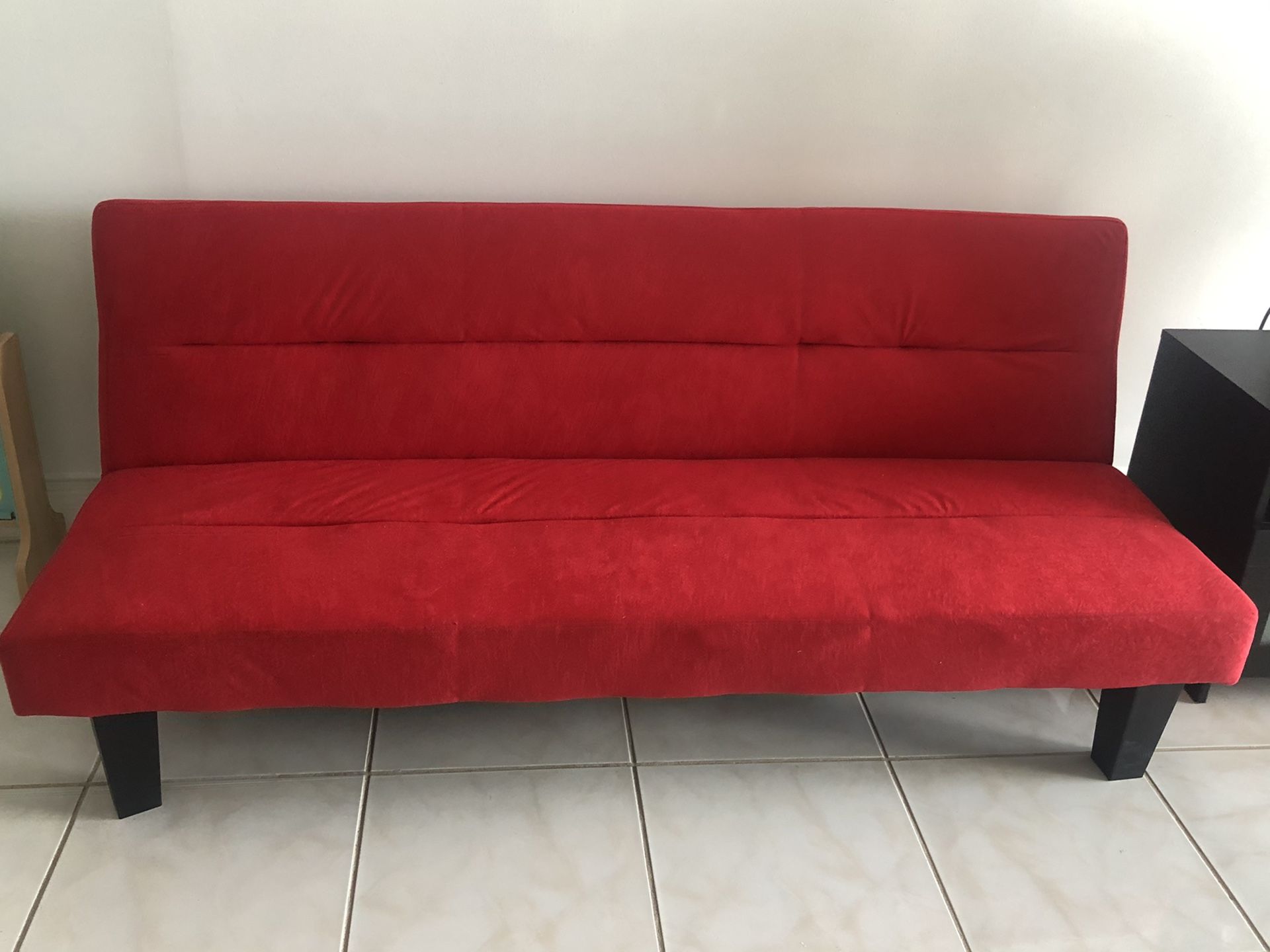 Red Futon