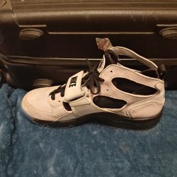 Nikes Miggael Jordans Size 11