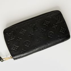 𝐋𝐨𝐮𝐢𝐬 𝐕𝐮𝐢𝐭𝐭𝐨𝐧 𝐙𝐢𝐩𝐩𝐲 𝐖𝐚𝐥𝐥𝐞𝐭