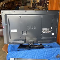 LG tv 48inch 