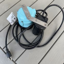 Little Giant Automatic water Pump 