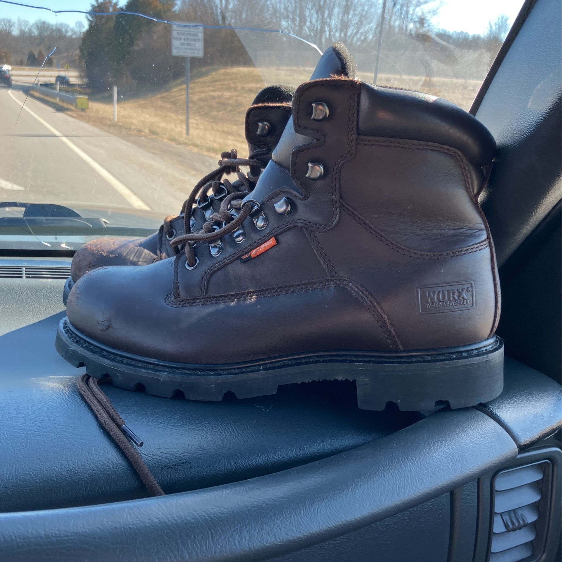 Boots/ Steel  Safety Non Slip 