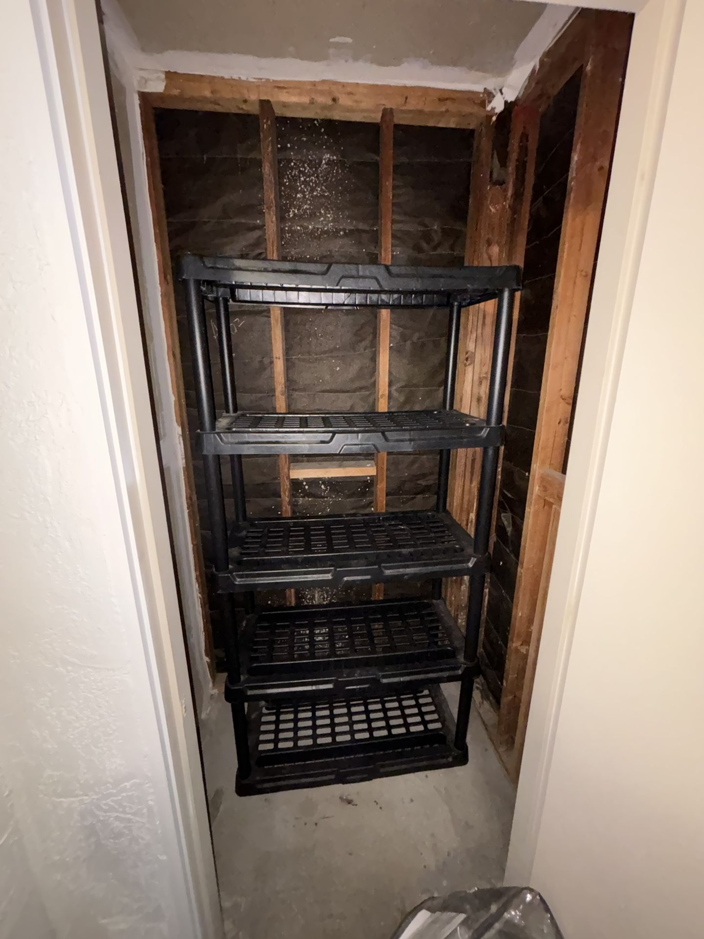 Storage Shelve