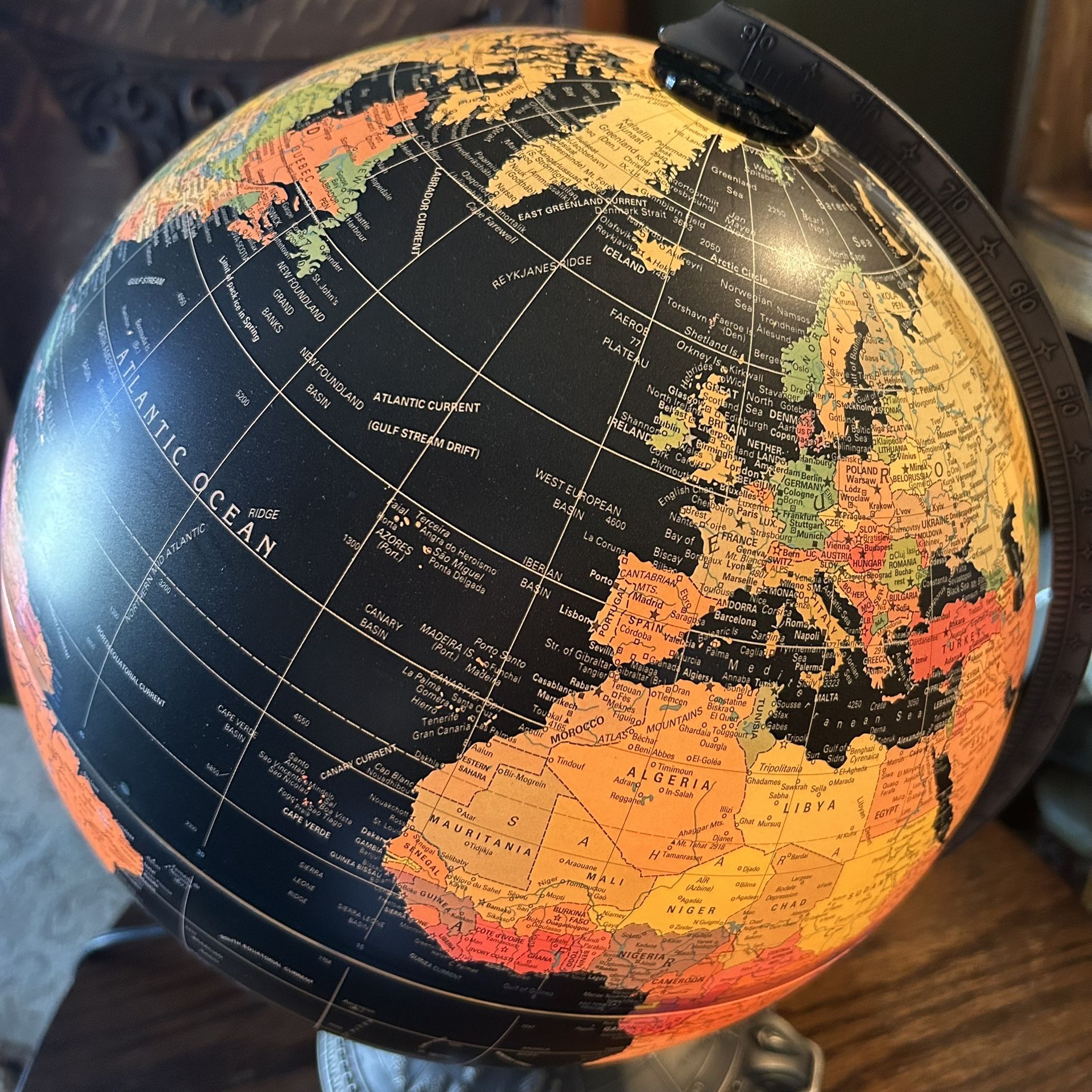 Vintage World Globe — Replogle Starlight Series Black Illuminated World Globe with Metal Base