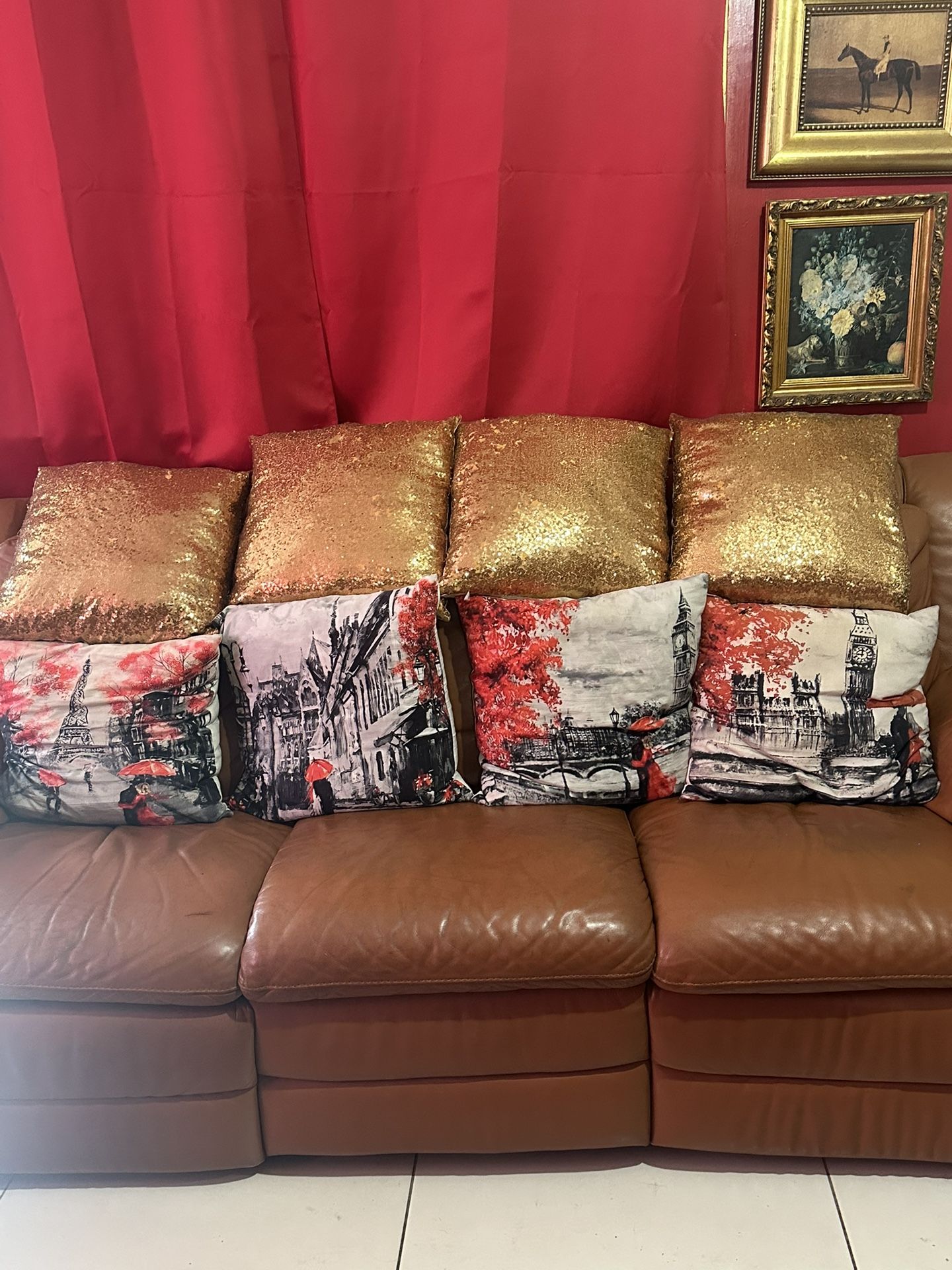THROW PILLOWS DECORATION PARIS FRANCE ๐ซ๐ท AND GOLD SEQUINS SATIN PILLOWS