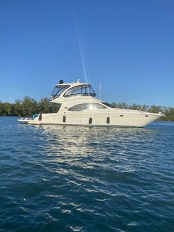 Disfruta De Mi Fiesta En Bote