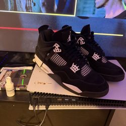 White Thunder 4s 11.5