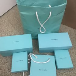 Giftboxes/ Bag