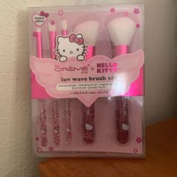 New Hello Kitty Make Up Brushes !!!