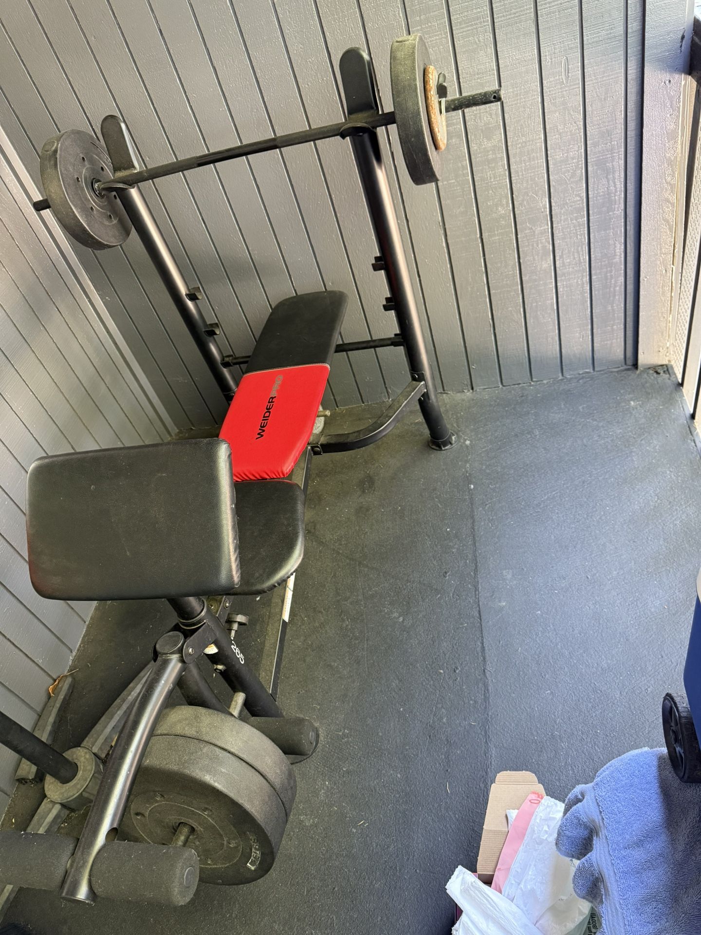 Weight Bench