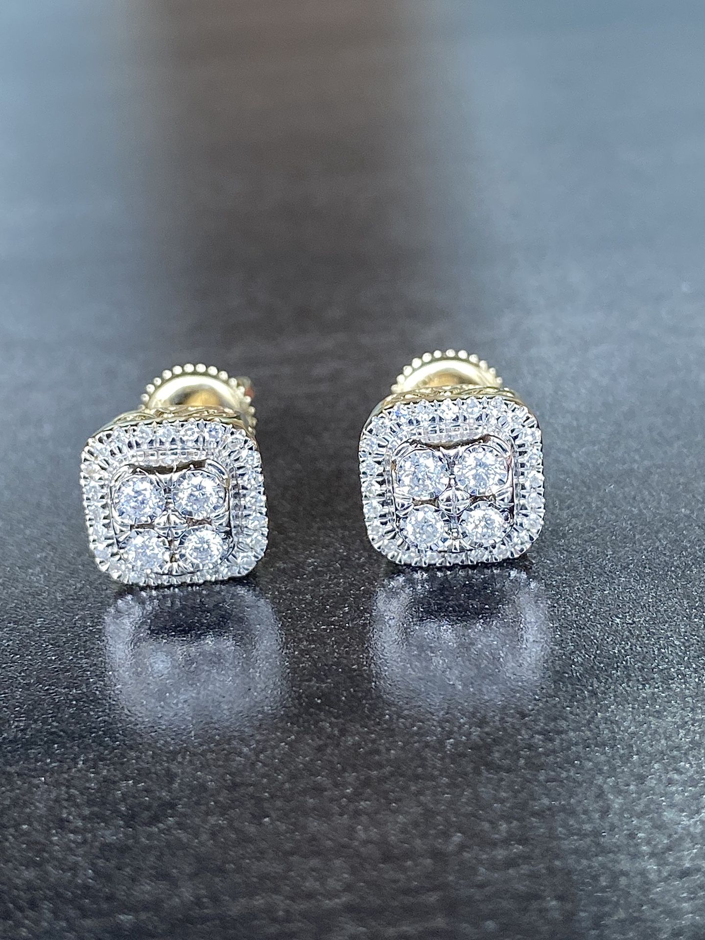 10KT YELLOW GOLD PRINCESS CUT SQAURE DIAMOND STUDS EARRING MENS OR LADIES