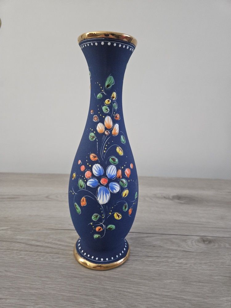 Vintage Elpa Alcobaca Portuguese Porcelain Vase