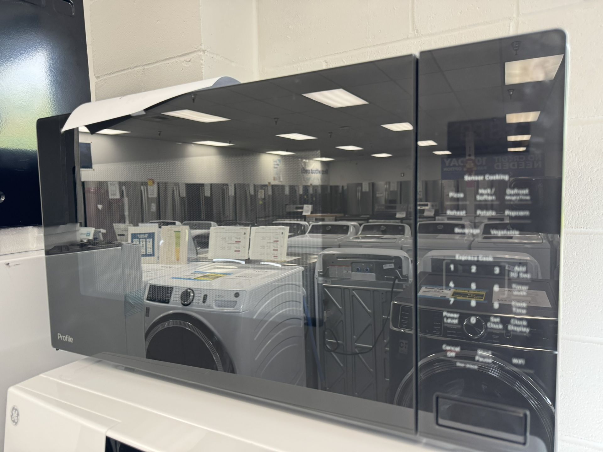 GE Profile 2.2 Cu.ft Built In Microwave With Sensor Cooking