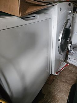 LG washing machine and dry in good condition