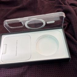 iPhone 13 Pro Clear Case Wit MagSafe. Original apple case