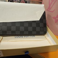 Louis Vuitton Wallet 