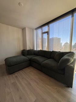 BRAND NEW Living Spaces Zone Green Modular Sectional
