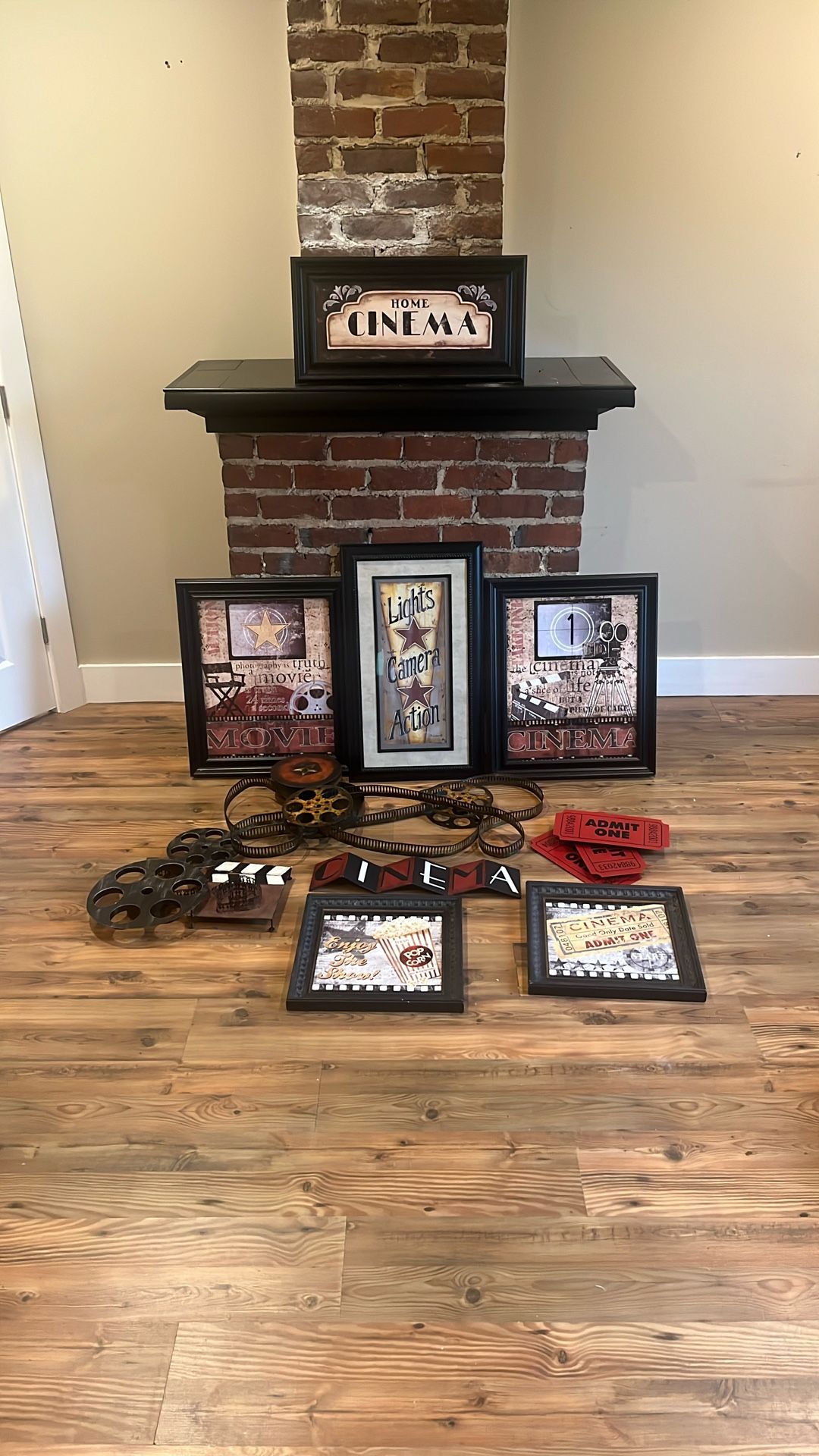 Assorted Movie Wall Decorations
