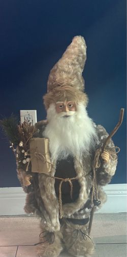 31 “Rustic Santa Claus Christmas Figure