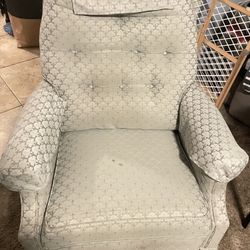 Lazy Boy Recliner Arm Chair 