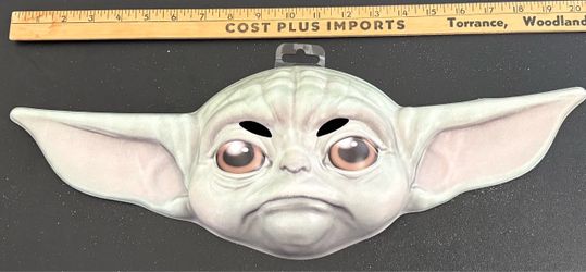 HALLOWEEN  PLASTIC DISNEY YODA MASK $5