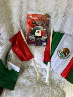 MEXICO CAR HOOD AND 2 flags