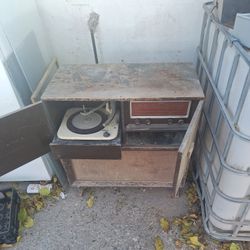 Vintage Stereo Eqipment