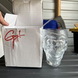 New Opened For The Picture 