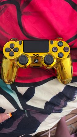 PS4. Custom 24k gold remote