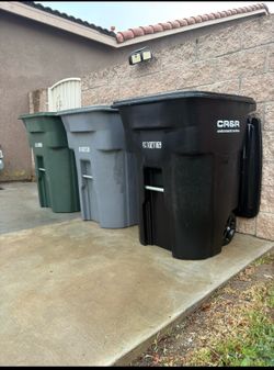 Trash Bin Power Washing!