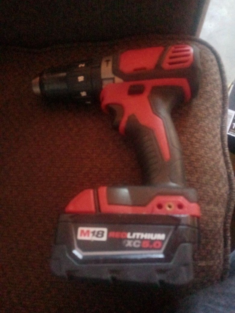 Milwaukee Impact Drill 18 Volt
