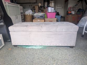 Plush storage bench