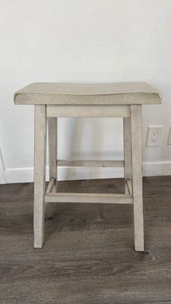 Wood stool
