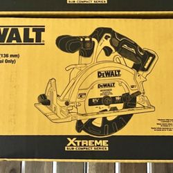 DeWalt XTREME 12-Volt Max 5-3/8-in Brushless Cordless Circular Saw