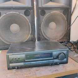 Música 2  Bocinas Y El Cerebro Tocan Bien 