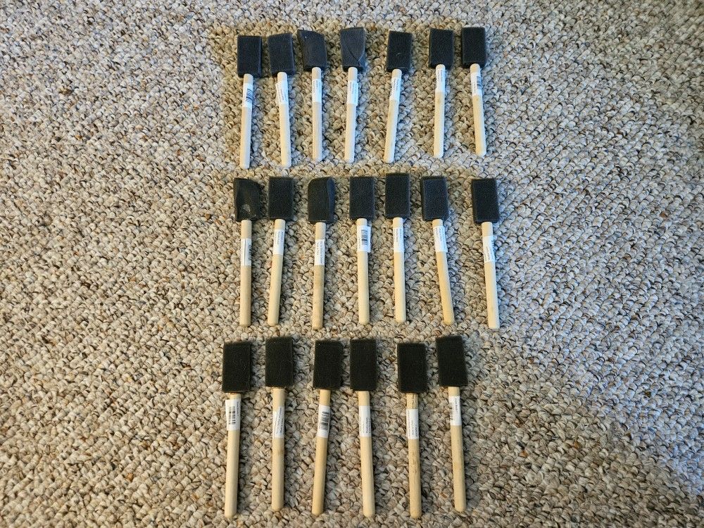 Lot Of 20 Foam Brushes 1"