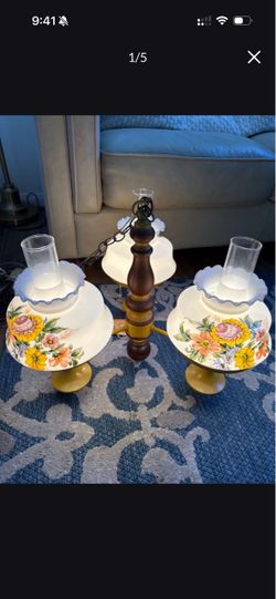 Vintage Milk Glass Floral 3-Light Table Lamp