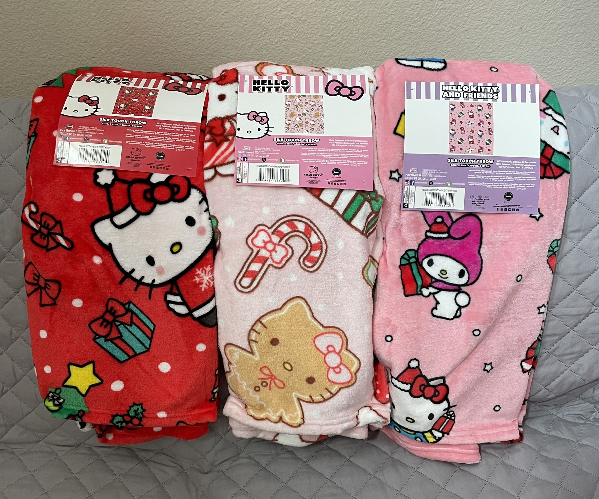 Hello Kitty Christmas Blankets